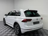 Volkswagen Tiguan R-Line|4Motion|Pano|AHK|HuD|360°|Massage| - VW Tiguan Gebrauchtwagen in Wuppertal