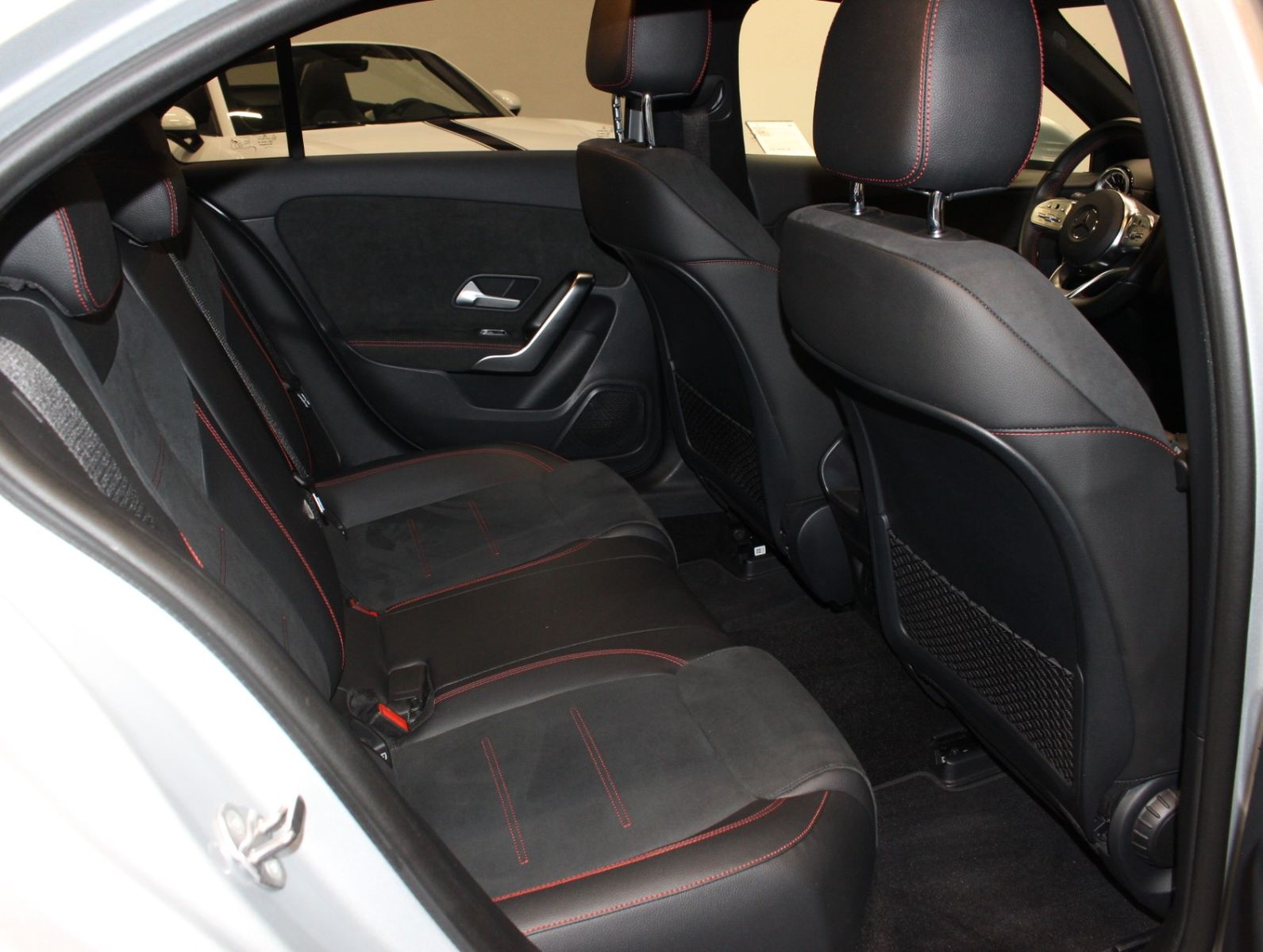 Fahrzeugabbildung Mercedes-Benz A 200 Limousine AMG Line Widescreen*Ambiente