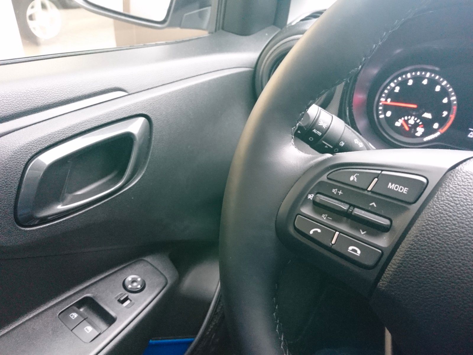 Fahrzeugabbildung Hyundai i10 (MJ23) 1.0 A/T Trend Komfortpaket Klima PDC