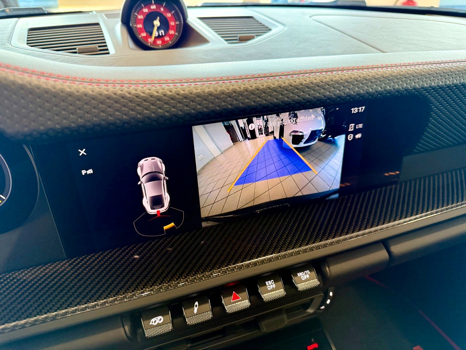 Fahrzeugabbildung Porsche 911 992 GT3 Touring PDK Vollschalensitze/Carbon