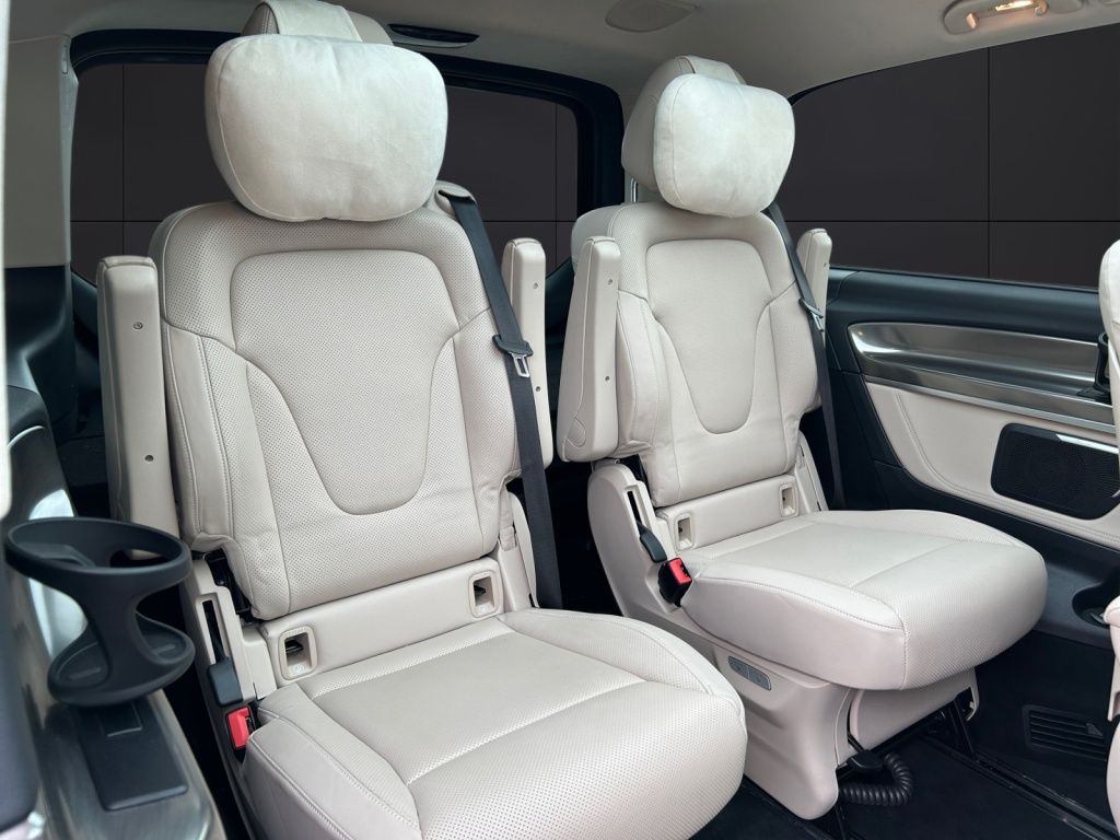 Mercedes-Benz V 250 d 4MATIC EXCLUSIVE EDITION AMG VOLL foto 13