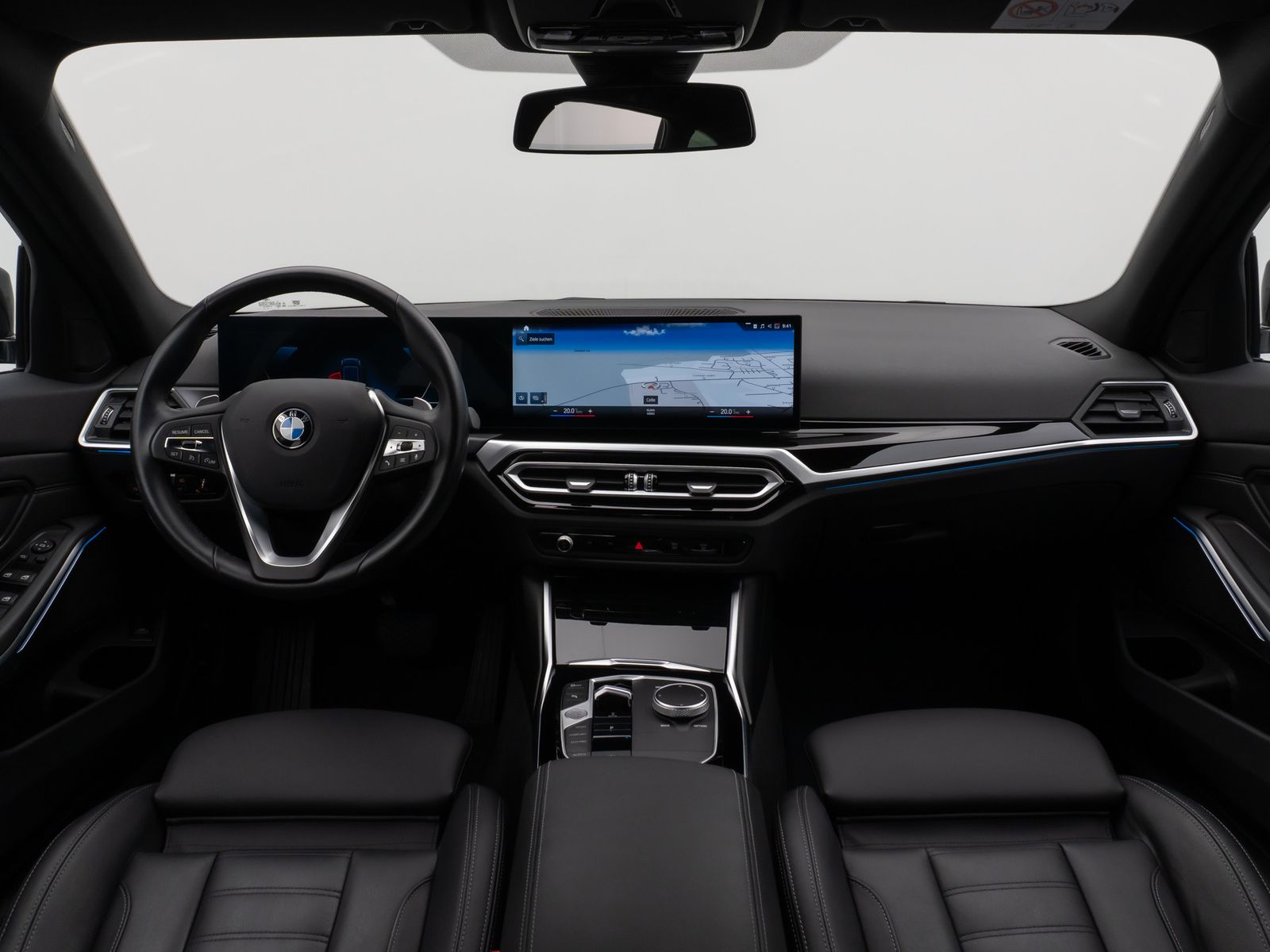 Fahrzeugabbildung BMW 330d Kamera DAB HiFi Leder Sport AdaptLED 18Zoll