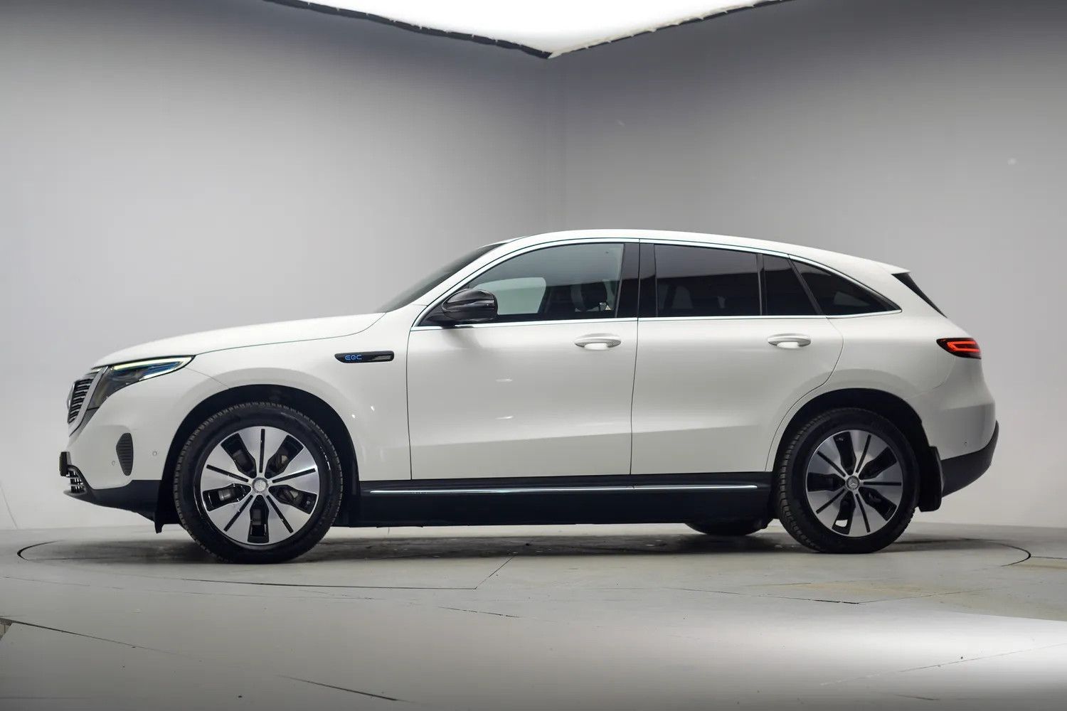 Mercedes-Benz EQC 400 4MATIC Business Solution 80 kWh [ Navi A imagem 2