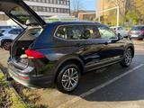 Volkswagen Tiguan Allspace 2.0 TDI SCR DSG IQ.DRIVE IQ.... - Volkswagen Tiguan Allspace IQ-DRIVE