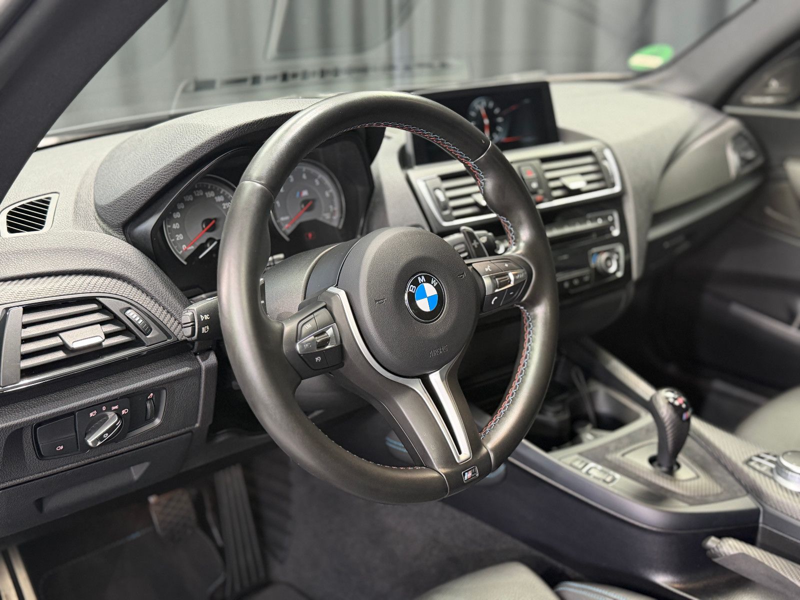 Fahrzeugabbildung BMW M2 Coupe |M-PERFORMANCE|EVENTURI|H/K|U-FREI
