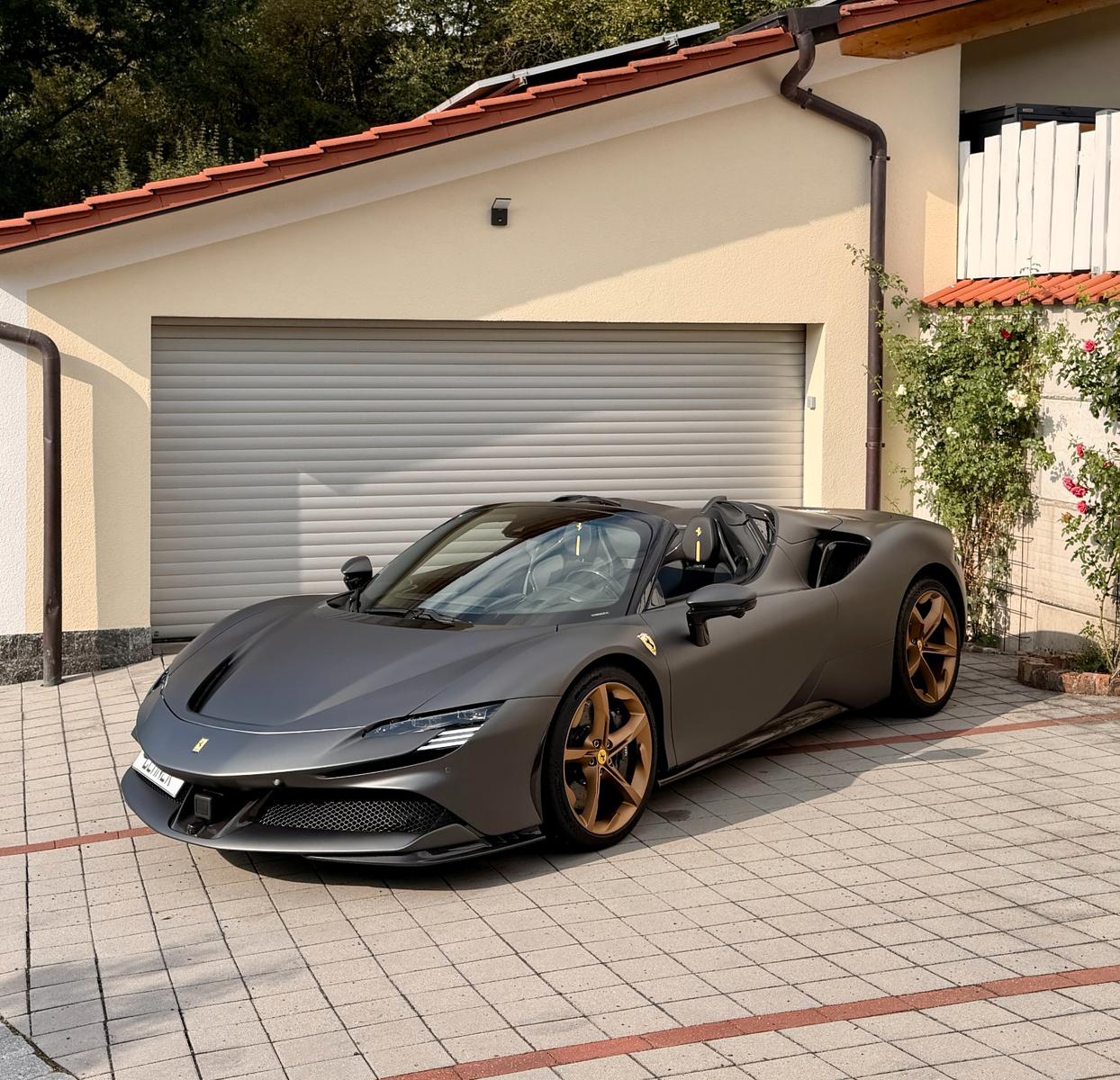Ferrari SF90*SPYDER*CARBON*JBL*LIFT*MWST*360*