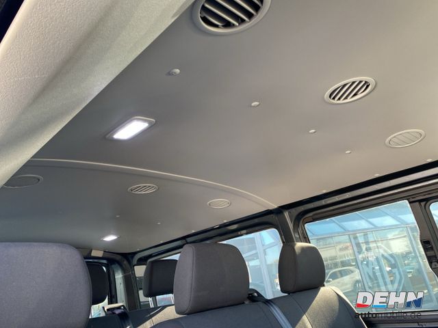 Volkswagen T6.1 Transporter 2.0 TDI DSG lang 9Sitz AHKNavi