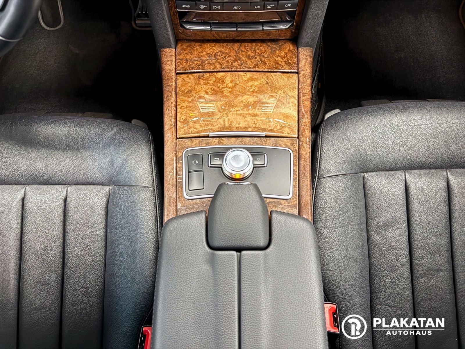 Fahrzeugabbildung Mercedes-Benz E 250 CDI T-Modell Leder AHK MB-Service