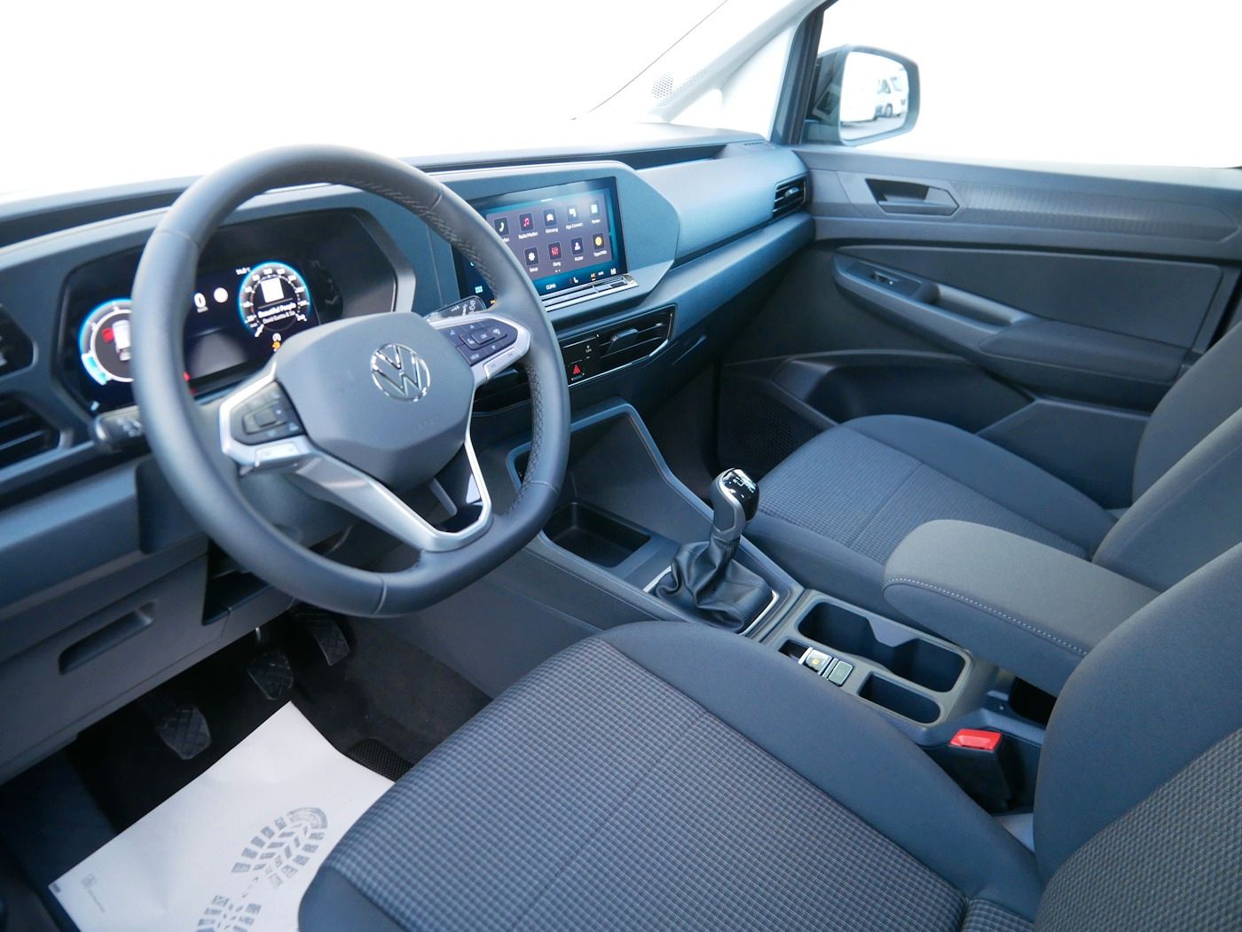 Fahrzeugabbildung Volkswagen Caddy 2.0 TDI Maxi 7-Sitzer Kamera SHZ Klimaauto