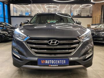 Hyundai Tucson Premium 4WD *AHK*KAMERA*NAVI*PANO*LEDER*