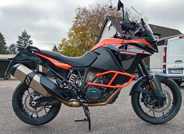 KTM 1090 Adventure, nur 15tkm, Scheckheft, Extras