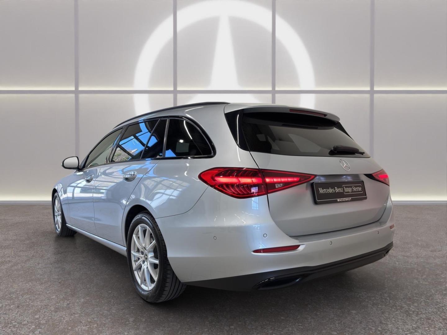 Mercedes-Benz C 220 d T AVANTGARDE EXT. NIGHT+BUS+RFK+DIST+LED