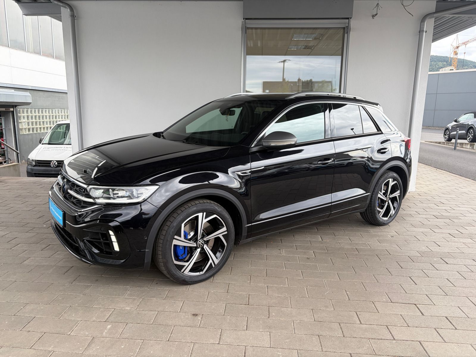 Volkswagen T-Roc R 2.0 TSI DSG 4M AKRA PANO NAVI ACC foto 2