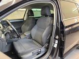 Skoda Superb Combi 5 J. Garantie BI-XENON NAVI AHK - Skoda Superb: B
