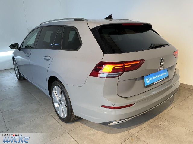Golf VIII Variant 1.5 TSI Move NAVI KLMA LED AHK