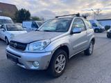 Toyota RAV 4 RAV4 2.0 Sol 4x4 Klima 150 PS 2004 - Toyota aus 2004: Rav