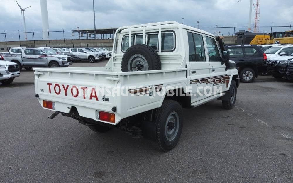 Toyota Land cruiser 79   GRJ DOUBLE CABIN-EXPORT OUT EU imagem 2
