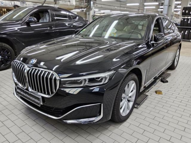 BMW 730d|LEDER|NAVI|SHZG|GLASDACH|1HAND|3D VIEW|