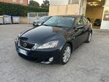 Lexus IS 220d 2.2 16V Luxury - graue Lexus IS-Serie