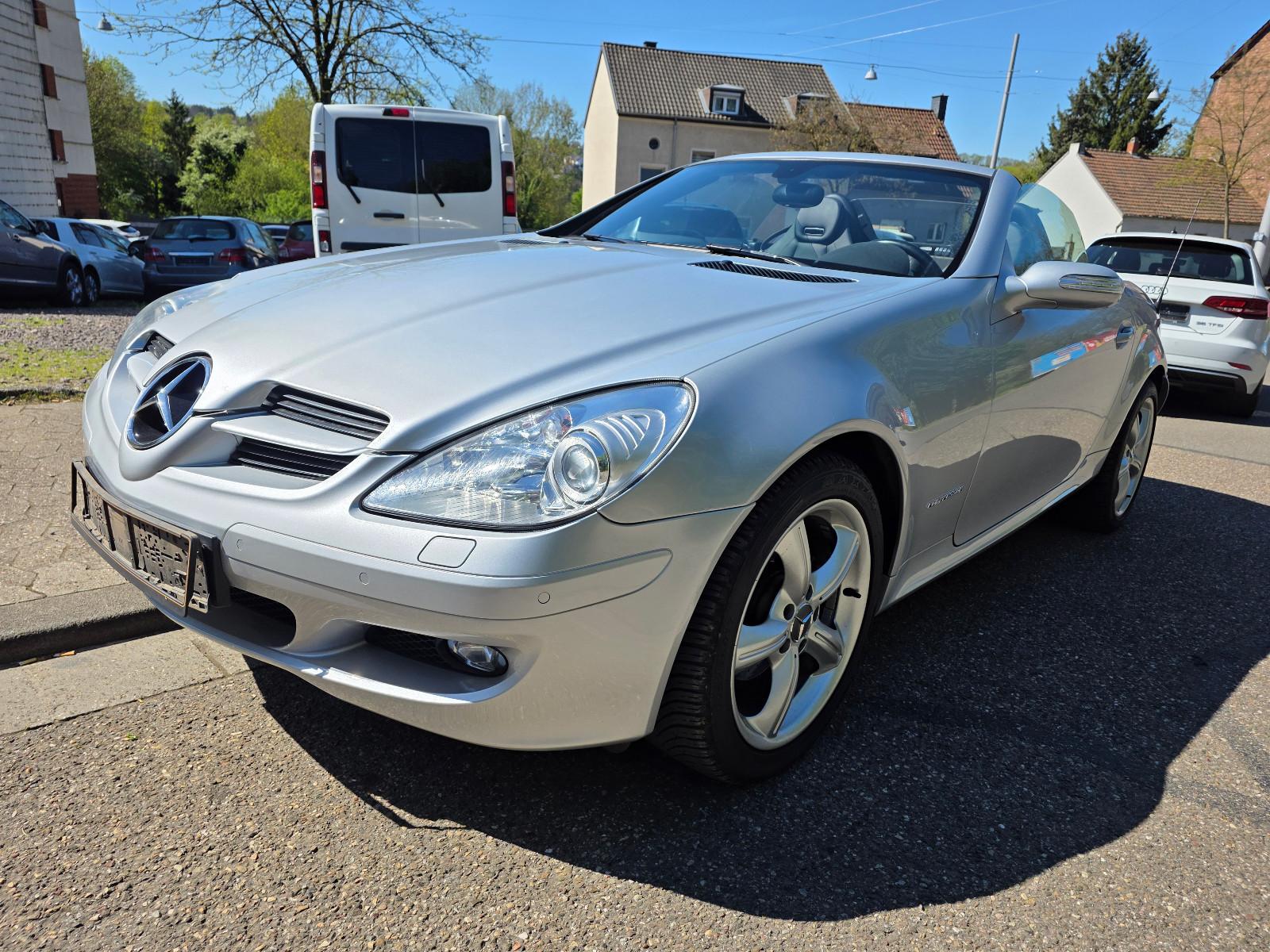 Mercedes-Benz SLK 200  Roadster Kompressor 1,Hand Tüv Neu