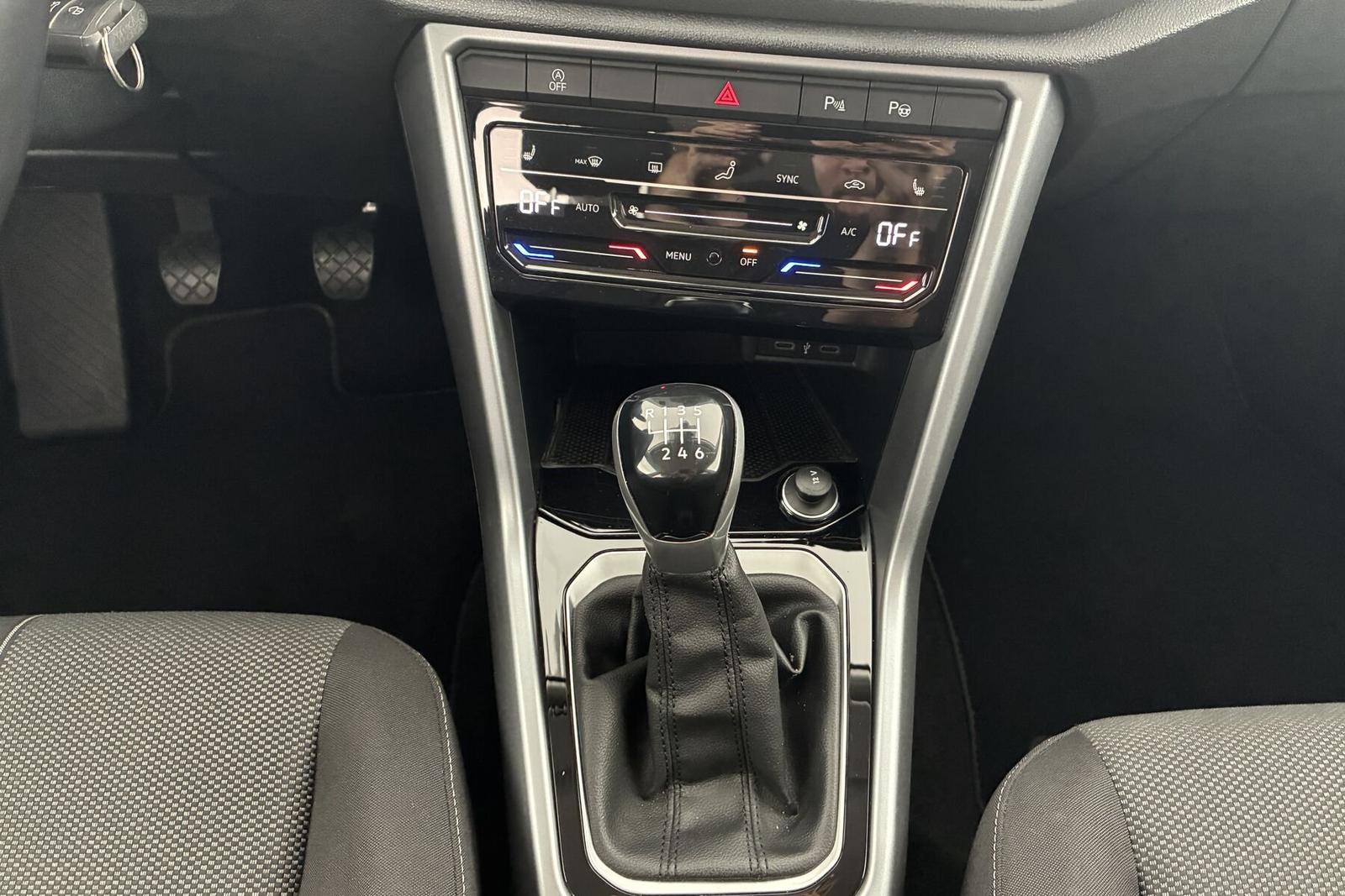 Volkswagen T-Roc 1.0 TSI Life Navi SHZG CarPlay ParkAs LED, миниатюра 14