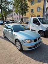 BMW 120 Baureihe 1 Lim. 120i - BMW 120 in Saarbrücken