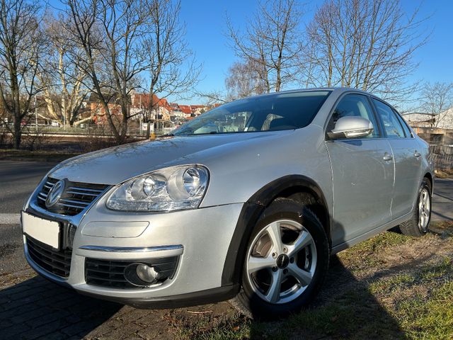 Volkswagen Jetta 1.6 Comfortline TÜV/AU bis 11/2025 ! ! !