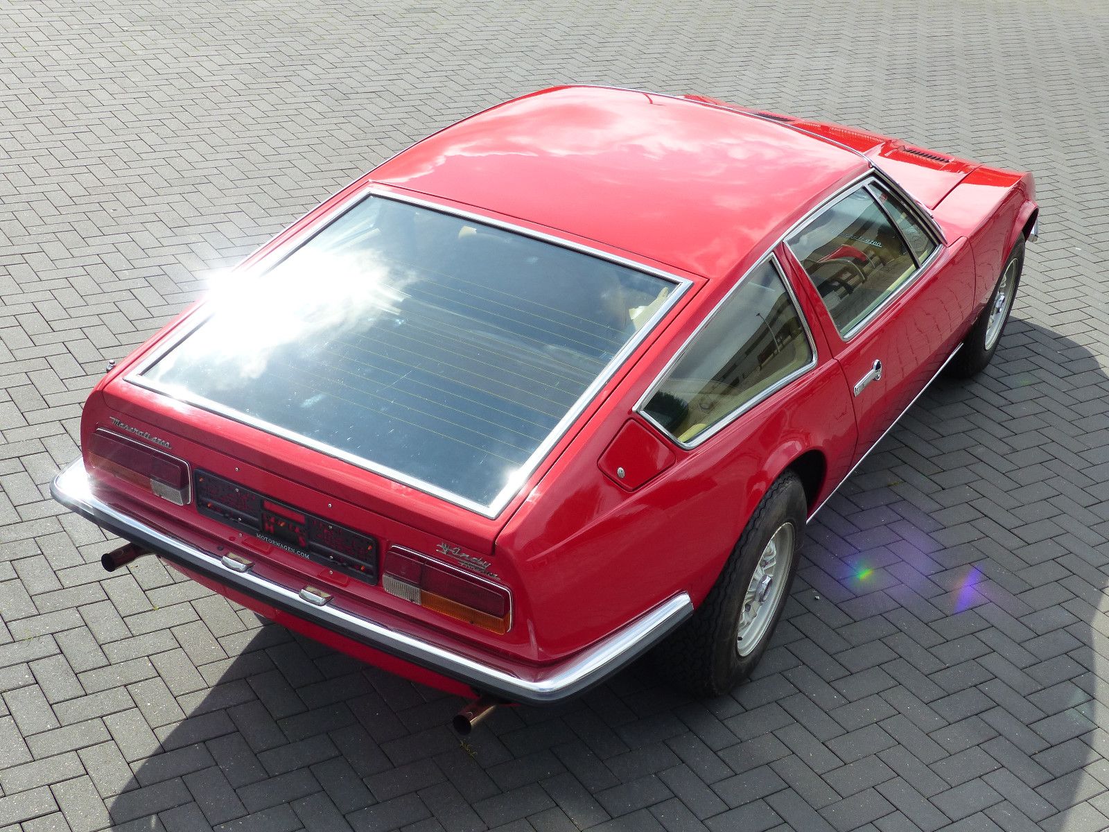 Fahrzeugabbildung Maserati Indy 4700