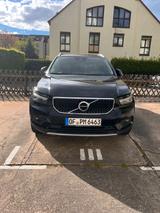 Volvo XC40 D3 Momentum Geartronic Momentum - Volvo XC40 Gebrauchtwagen in Frankfurt