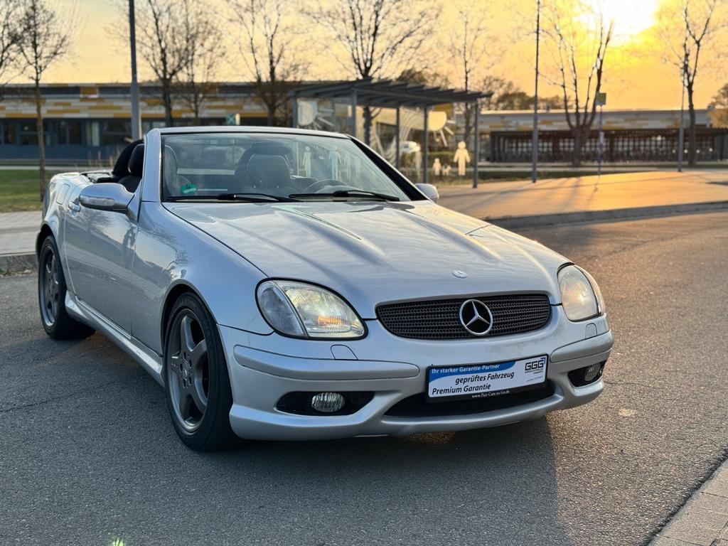 Mercedes-Benz SLK 320