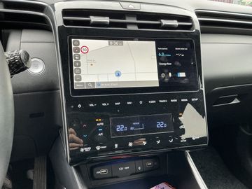 Hyundai TUCSON - 12