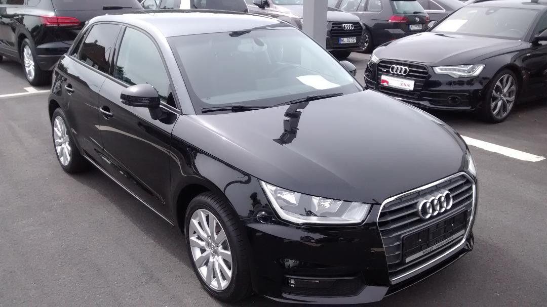 AUDI A1