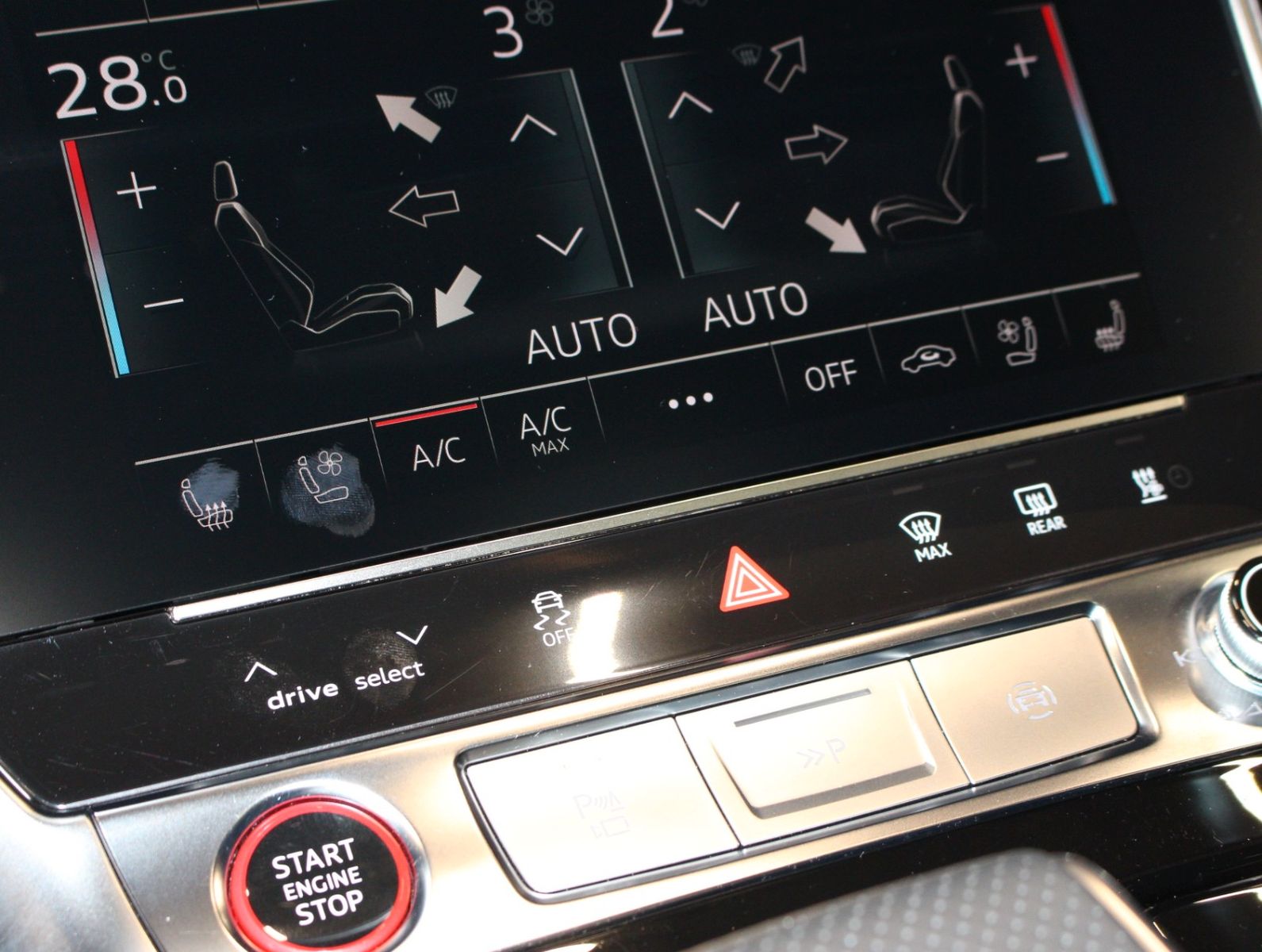 Fahrzeugabbildung Audi RS 7 Sportback 4.0 TFSI RS Essentials Paket