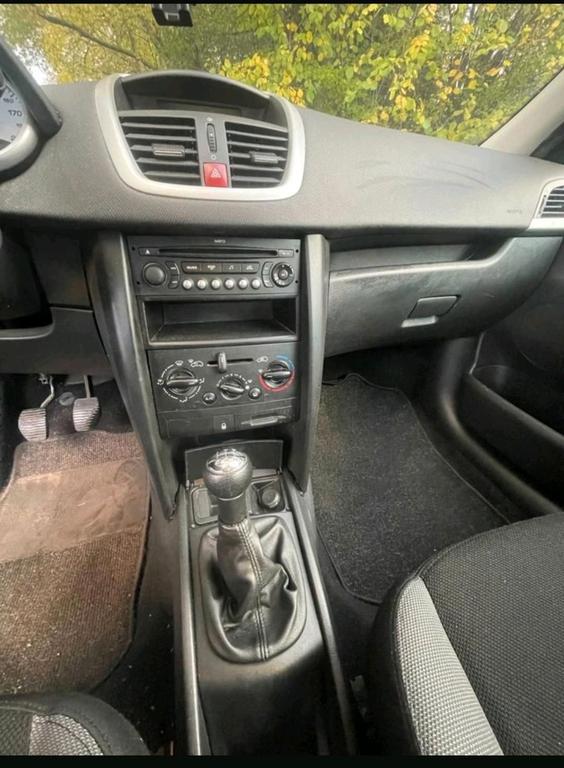 Peugeot 207