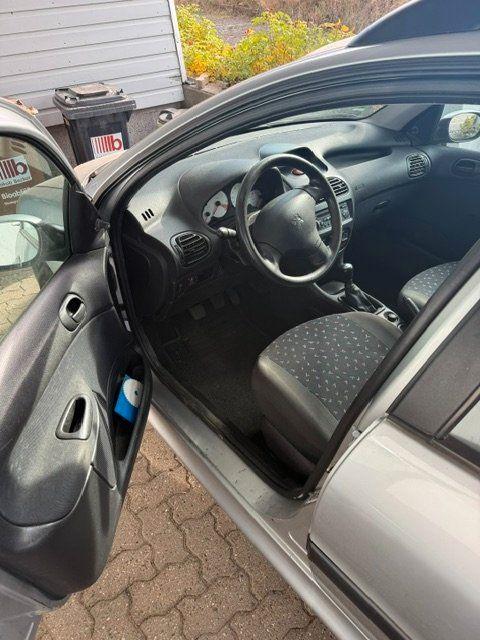 Peugeot  2005 — photo 5