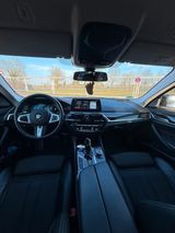 BMW 5er G31 3.0 Diesel xDrive Sport Line - BMW 530 mit Diesel-Antrieb: Kombi, 3.0