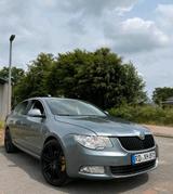 Skoda verkaufen Škoda Superb TÜV bis 07.27 - Skoda Superb: Kleinwagen