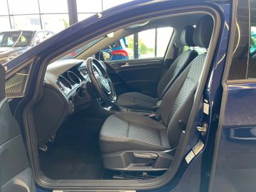 Volkswagen Golf VII Lim. Join BMT 1.5 TSI 5-Türer*NAVI*SHZ*