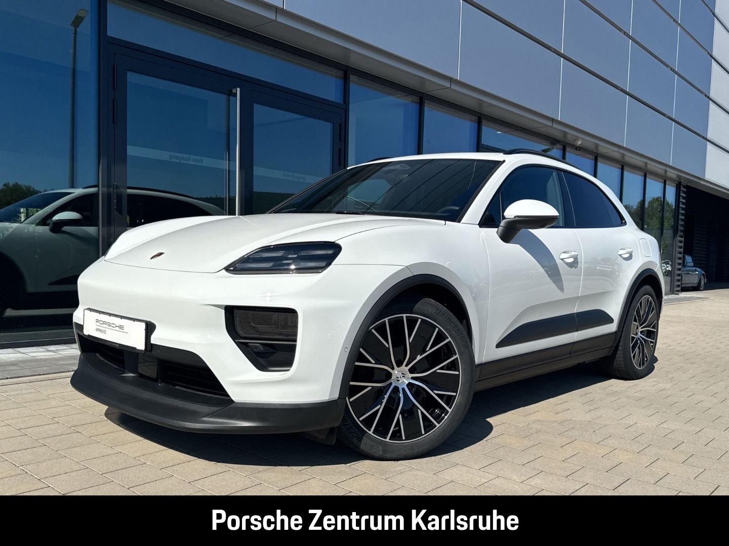 Porsche Macan 4 InnoDrive Surround View Luftfederung PAS