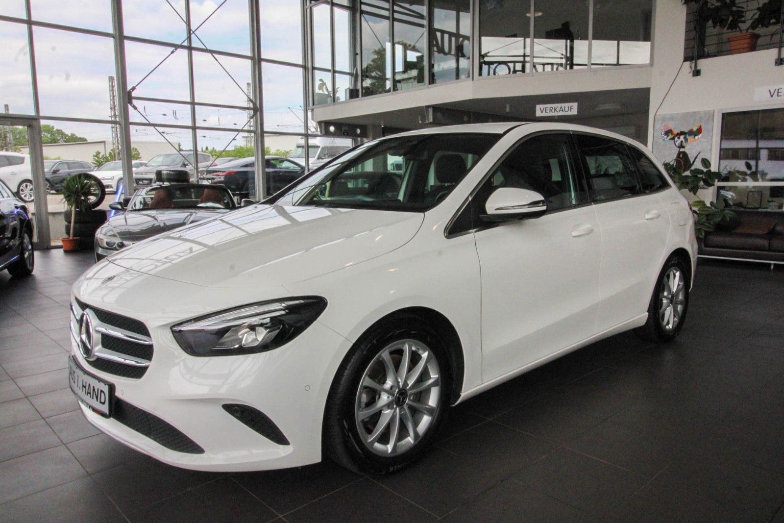 MERCEDES-BENZ B 220 d 4Matic 8G-DCT Progressive/LED/AHK/360°