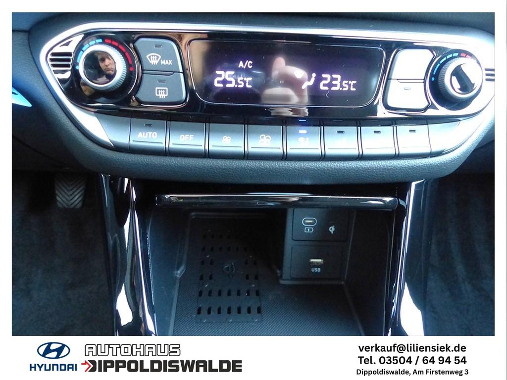 Hyundai i30 1.0 T-GDi Advantage LED, PDC, Navi