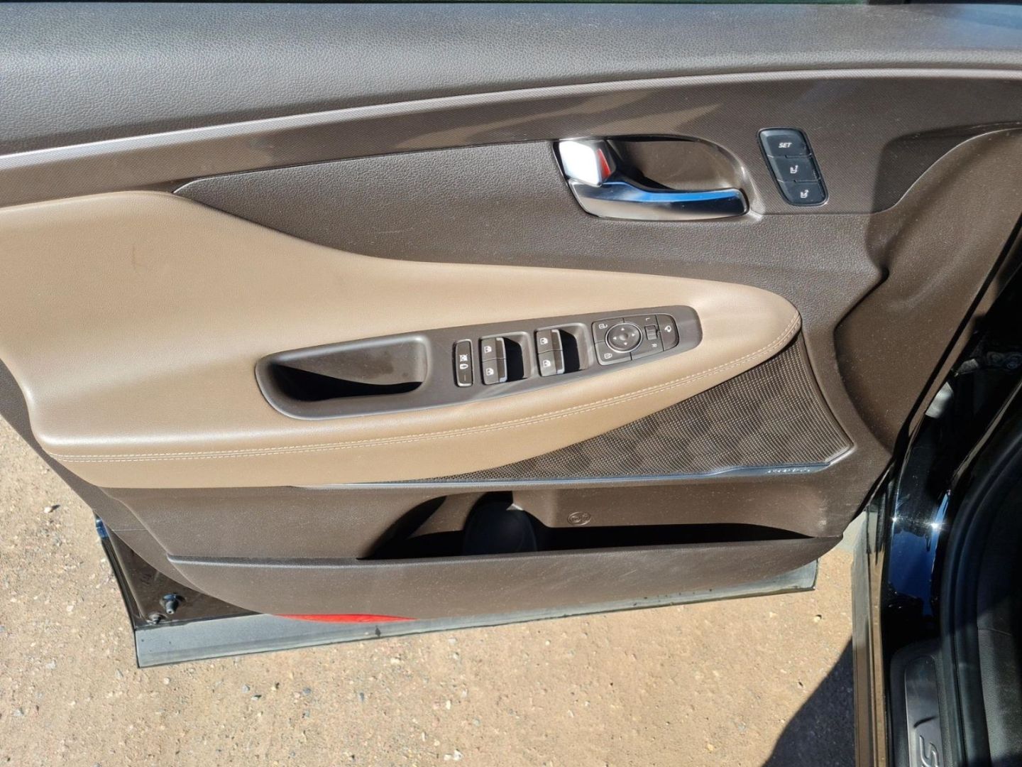 Fahrzeugabbildung Hyundai SANTA FE 2.2 CRDi 4WD PREMIUM AHK+PANO+360°CAM