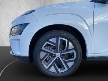 Hyundai Kona Select Elektro Kam.+KeyLess+Navi+SHZ+ACC