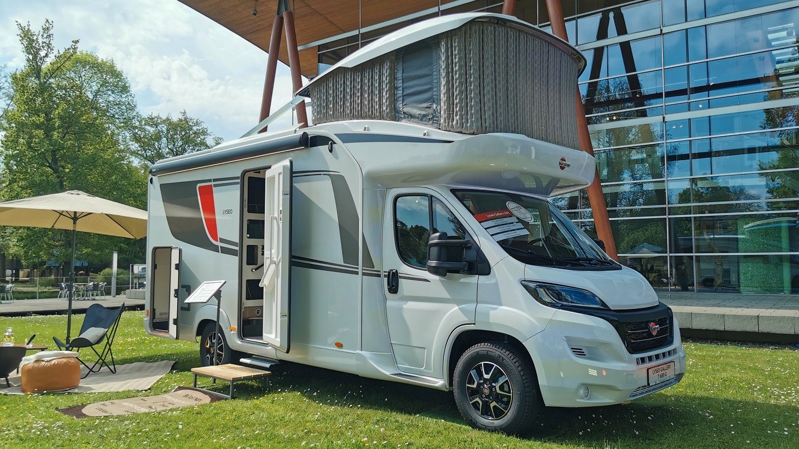 Fahrzeugabbildung Bürstner Lyseo Gallery TD 689 G SPAREN SIE € 62.159!