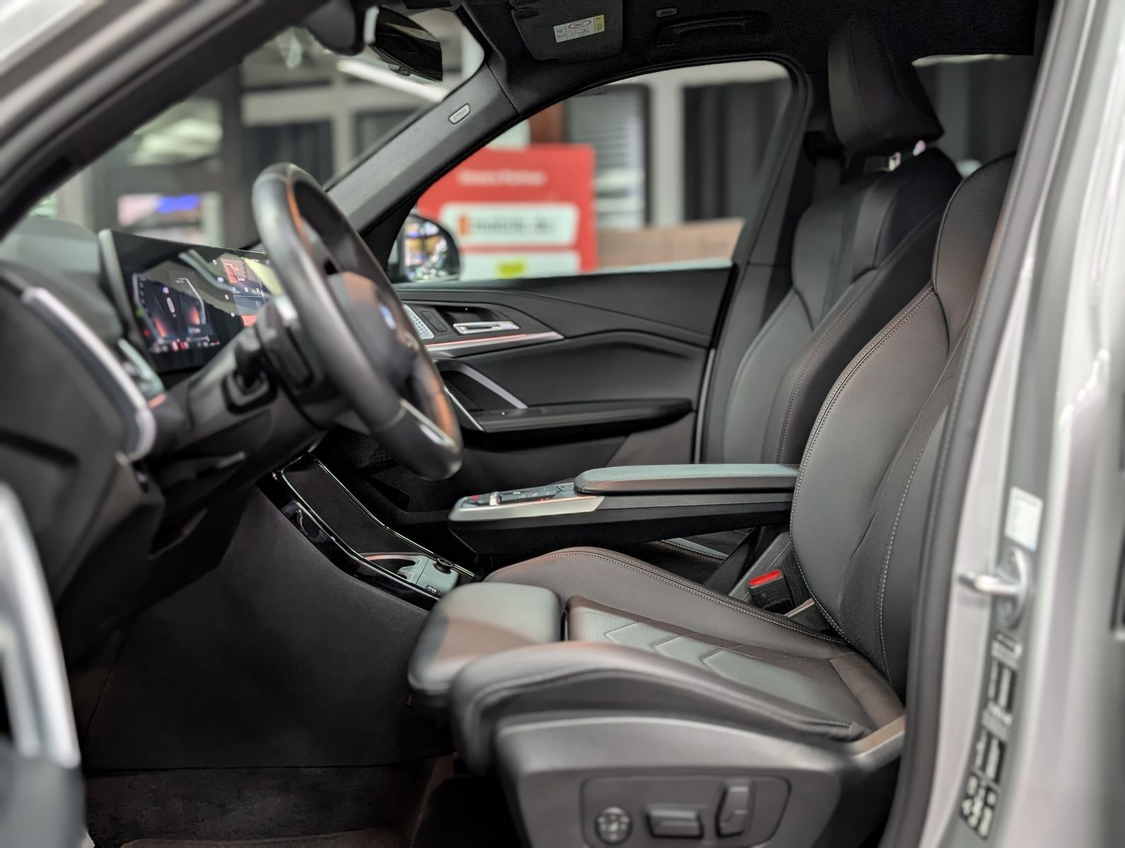 Fahrzeugabbildung BMW X1 23 i xDrive M Sport H&K PANO LEDER AHK Ad-LED