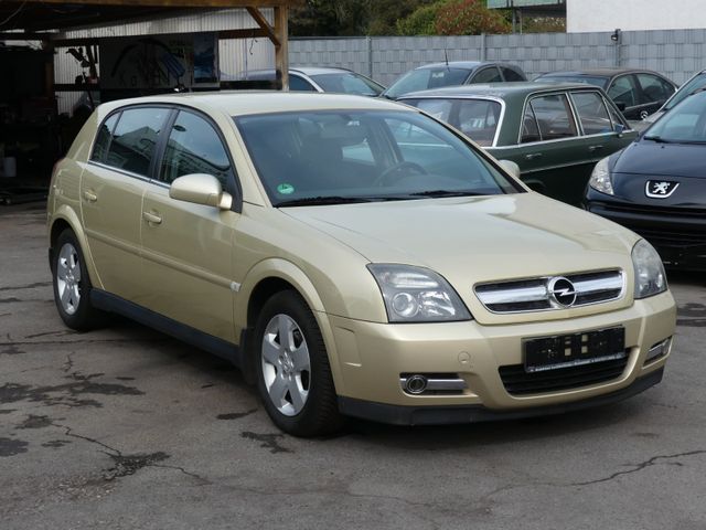 Opel Signum Elegance