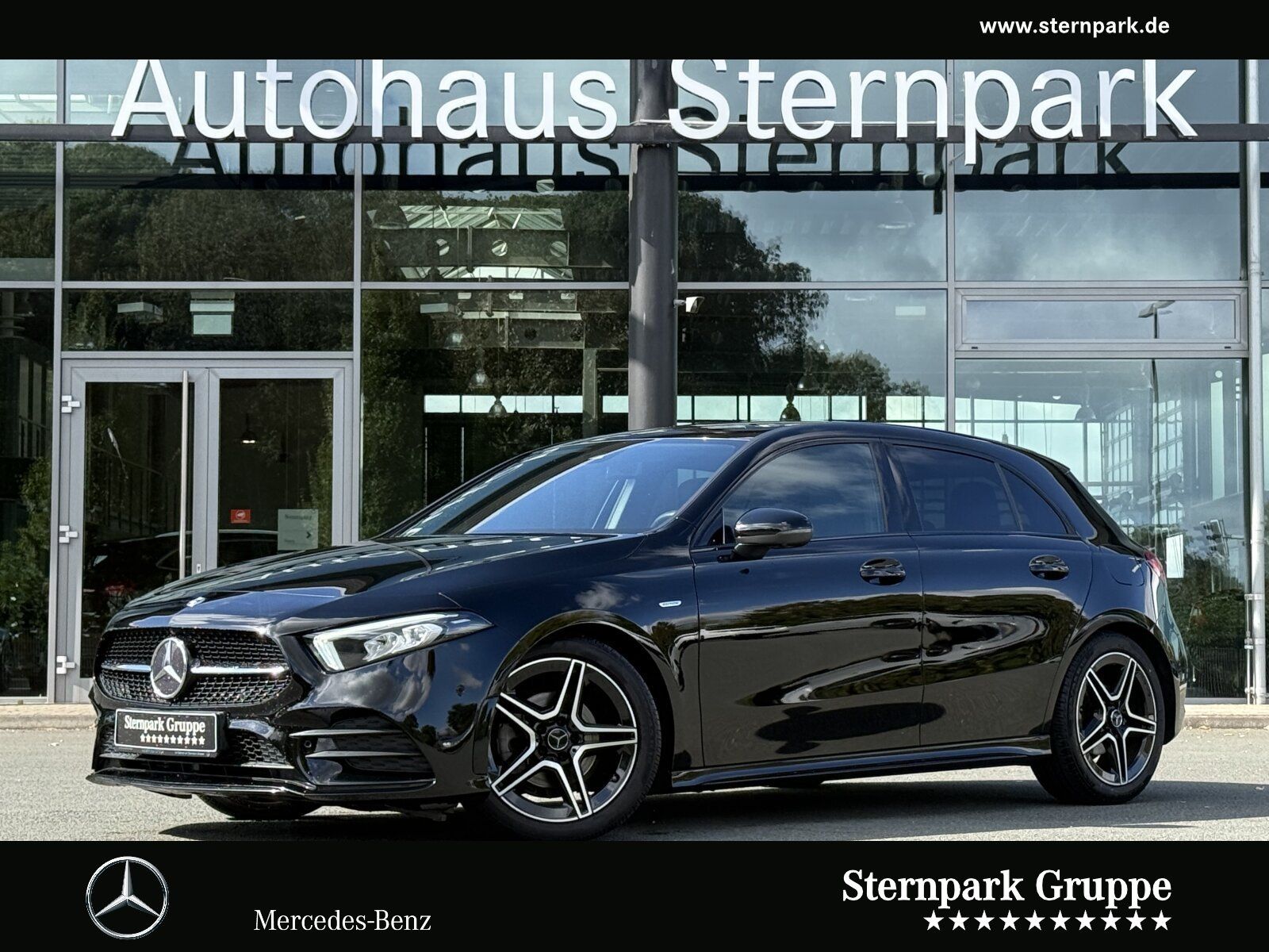 Mercedes-Benz A 180 AMG Line Edition 360 Ambiente AppleCar uvm