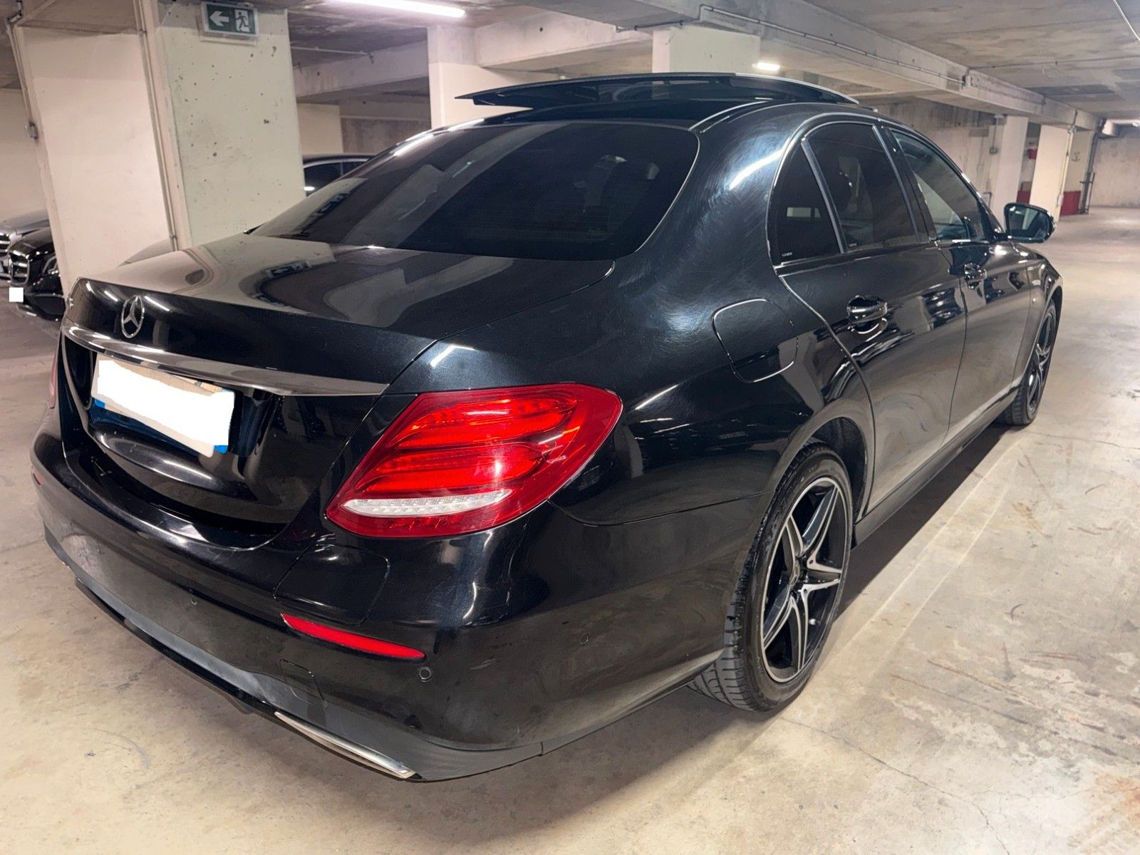 Mercedes-Benz 16300ht E 300 E 211+122CH AMG LINE 9G imagem 3