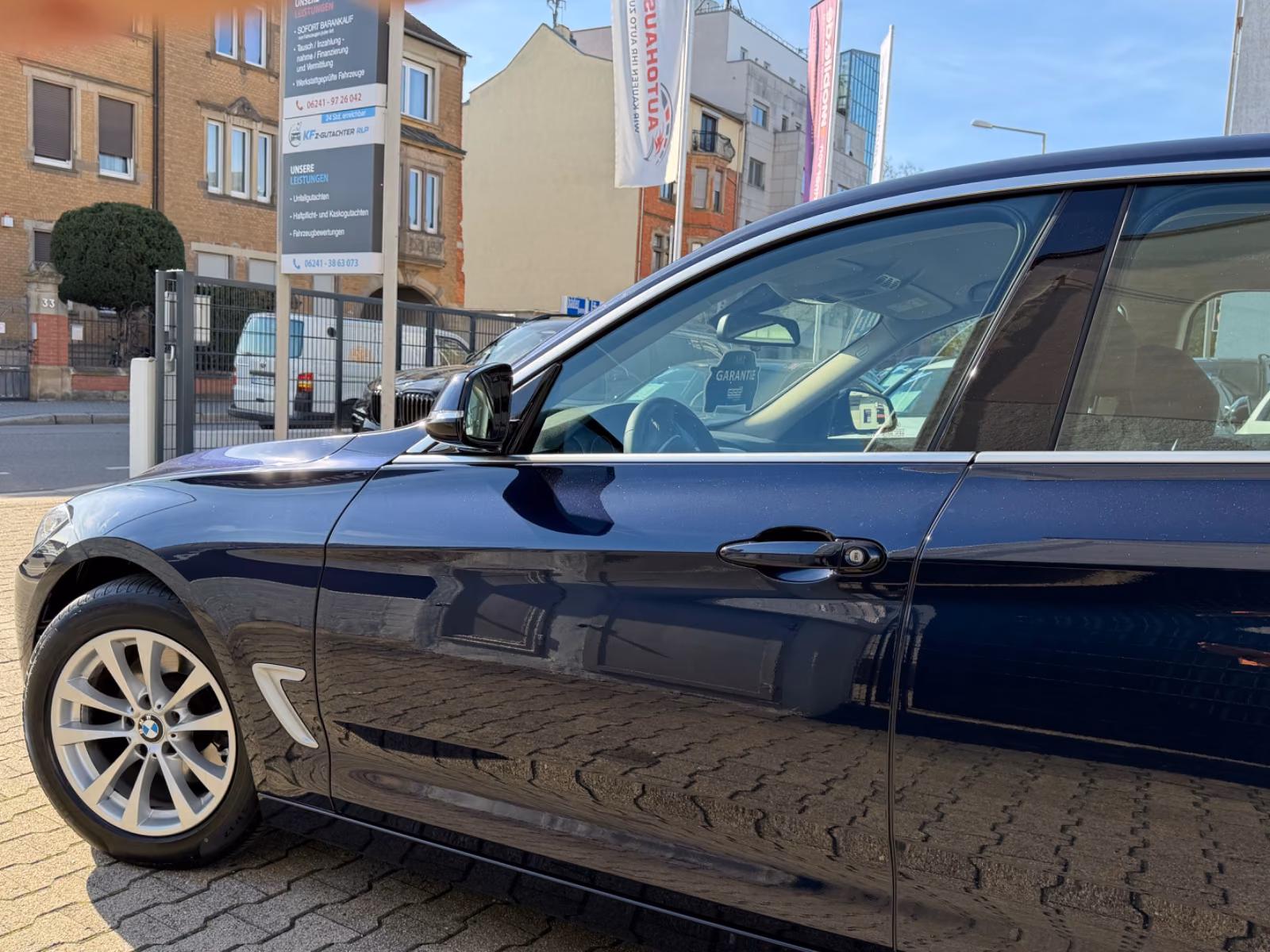 BMW 330i xDrive GT*INDIVIDUAL*Advan.*1HD*KAM*HUD*LED