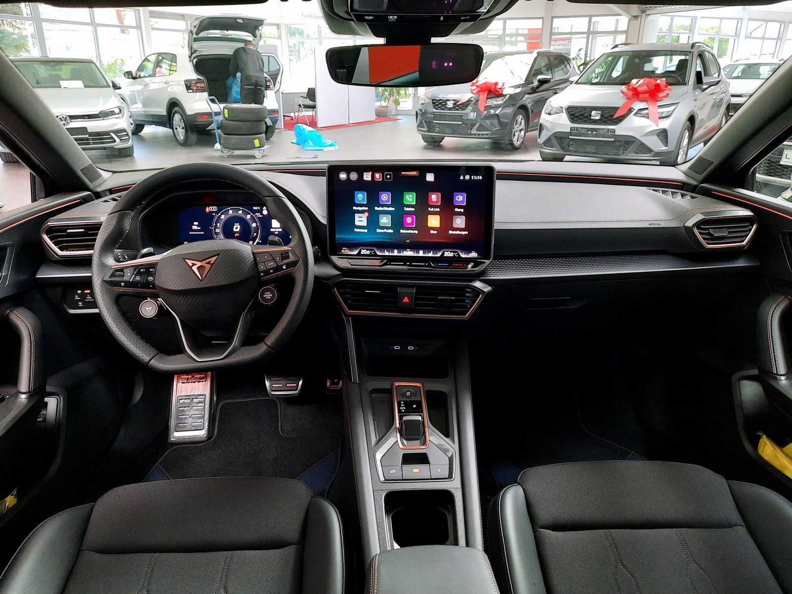 Fahrzeugabbildung CUPRA Leon ST eTSI DSG *AHK*Navi*LED*PDC*Cam*Sitzhzg*